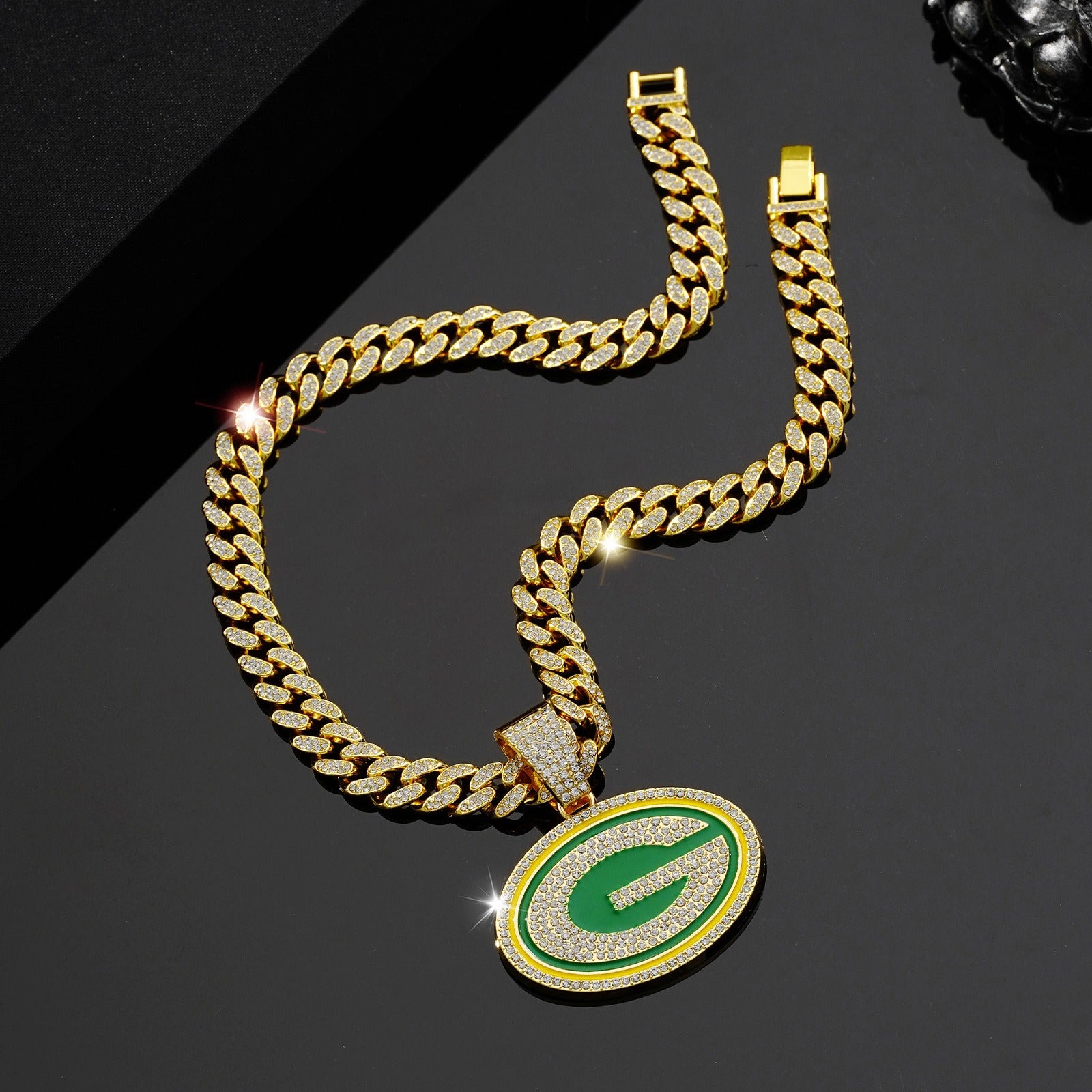 Green Bay Packers NFL Rhinestone Decorated G Necklace, Hip Hop Punk DesignCuban Necklace, Fashion Jewelry Accessories for Men &Women, Applies in every scenario