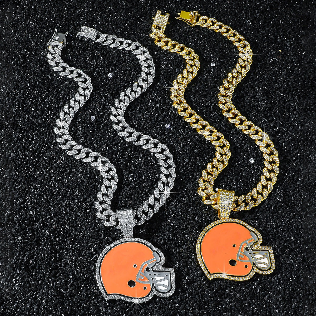 Cleveland Browns team logo hip-hop Cuban chain pendant necklace for men and women, trendy brand, Cuban necklace, football fan, team logo hip-hop Cuban chain pendant necklace for men and women, trendy brand