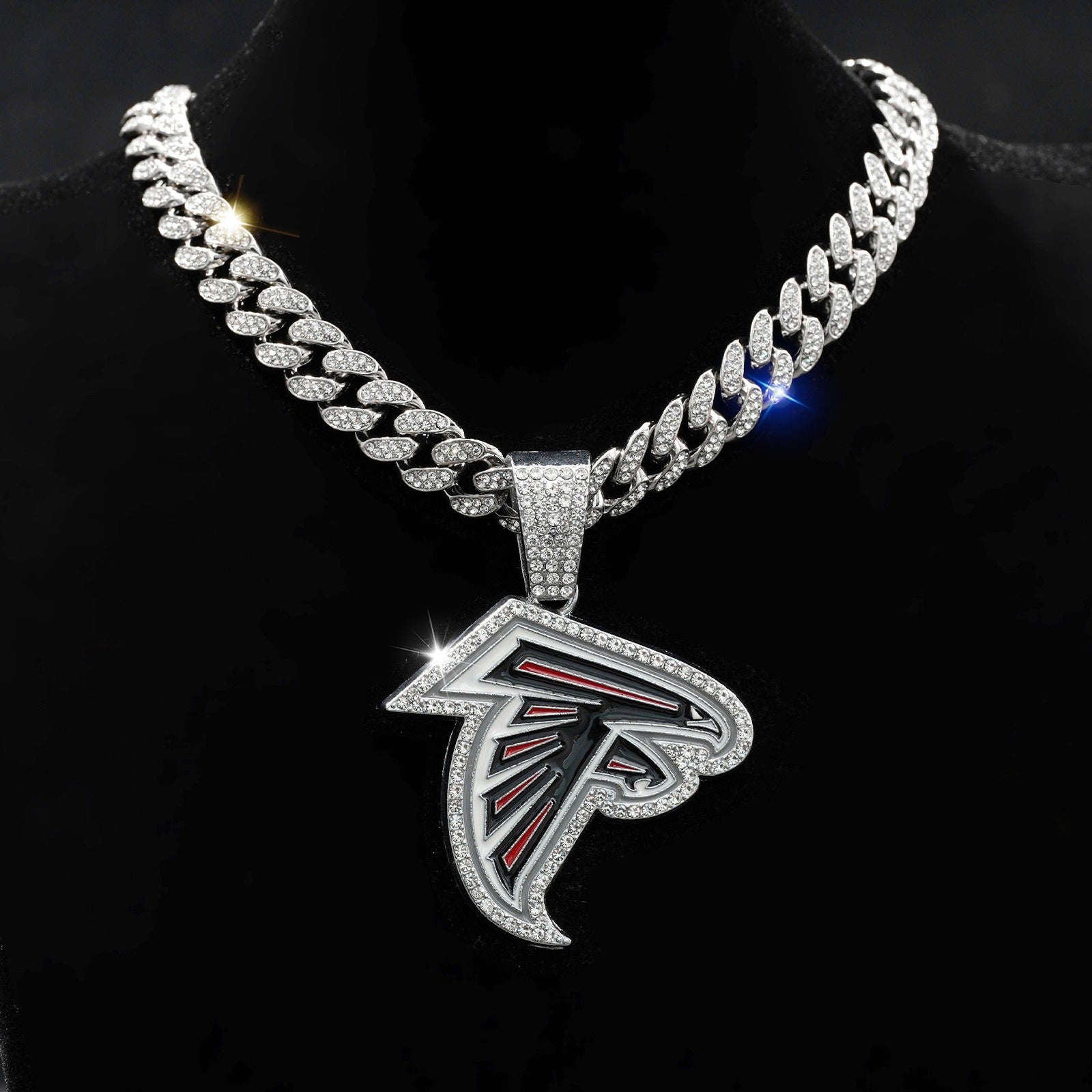Atlanta Falcons team logo hip-hop Cuban chain pendant necklace for men and women, trendy brand, Cuban necklace, football fan, team's hip-hop Cuban chain pendant necklace for men and women, trendy brand
