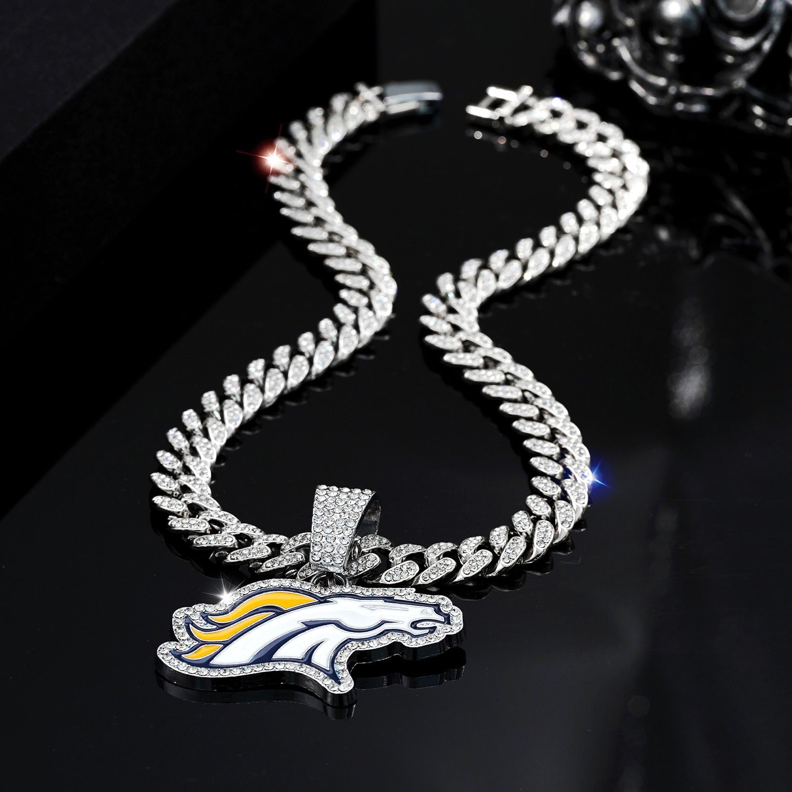 Denver Broncos  Men's Punk Hip Hop Cuban Chain Animal Wolf PendanNecklace