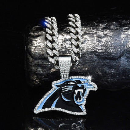 Carolina Panthers team logo hip-hop Cuban chain pendant necklace for men and women, trendy brand, Cuban necklace, football fan, team logo hip-hop Cuban chain pendant necklace for men and women, trendy brand