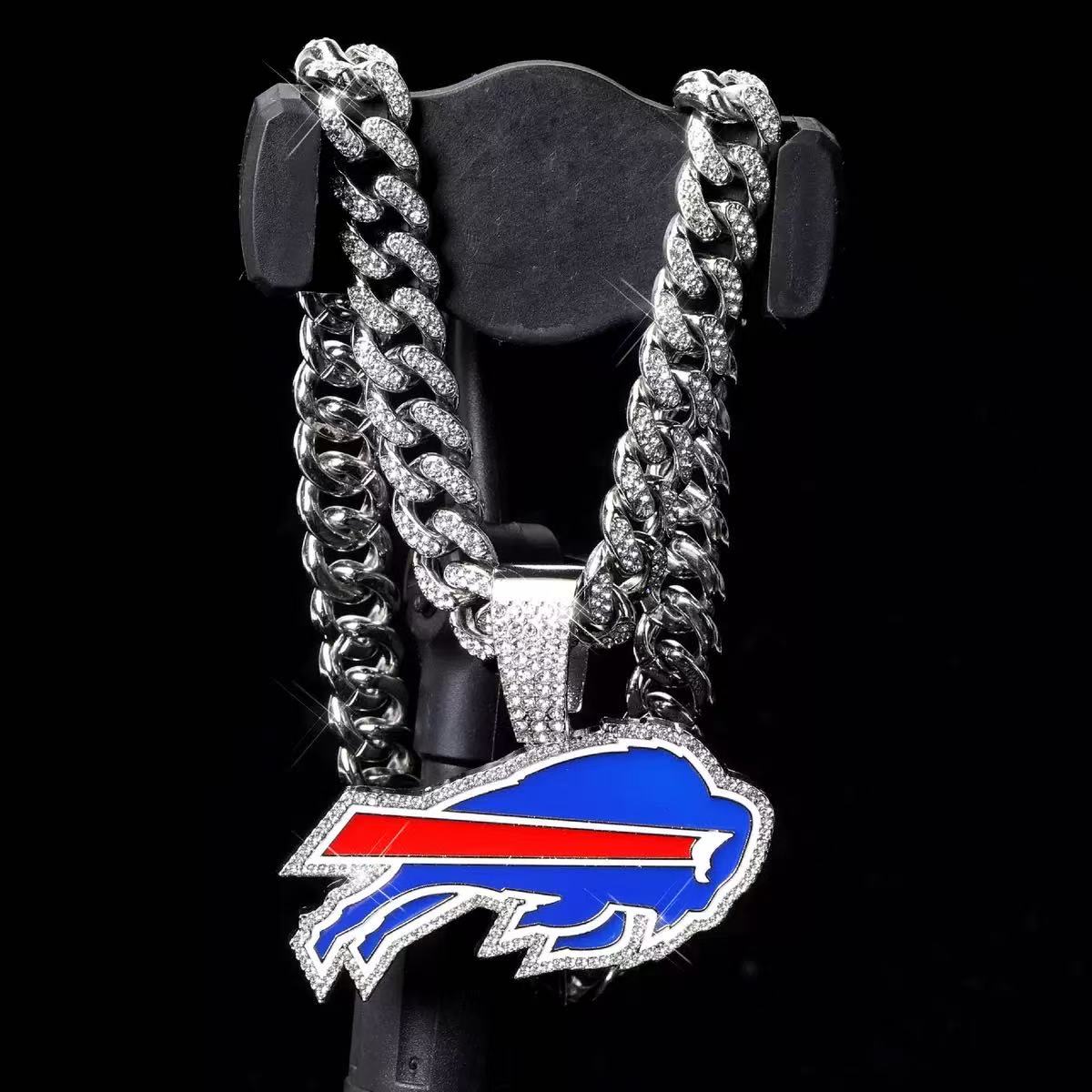 Buffalo Bills  Fashionable and unique necklace accessory for menversatile hip-hop Cuban chain