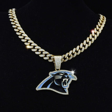 Carolina Panthers team logo hip-hop Cuban chain pendant necklace for men and women, trendy brand, Cuban necklace, football fan, team logo hip-hop Cuban chain pendant necklace for men and women, trendy brand