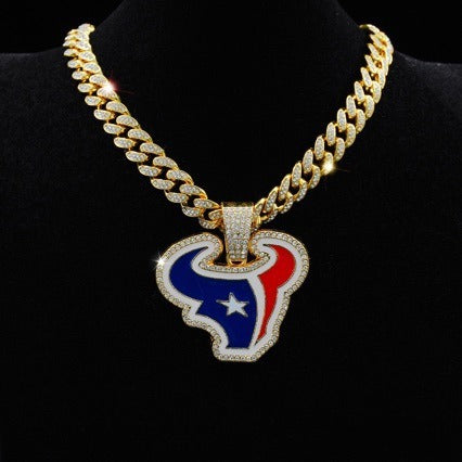 The logo of the Houston Texans team. Hip-hop Cuban chain pendant necklace. For both men and women. Trendy brand. Cuban necklace. Football fan. Team's hip-hop Cuban chain pendant necklace.