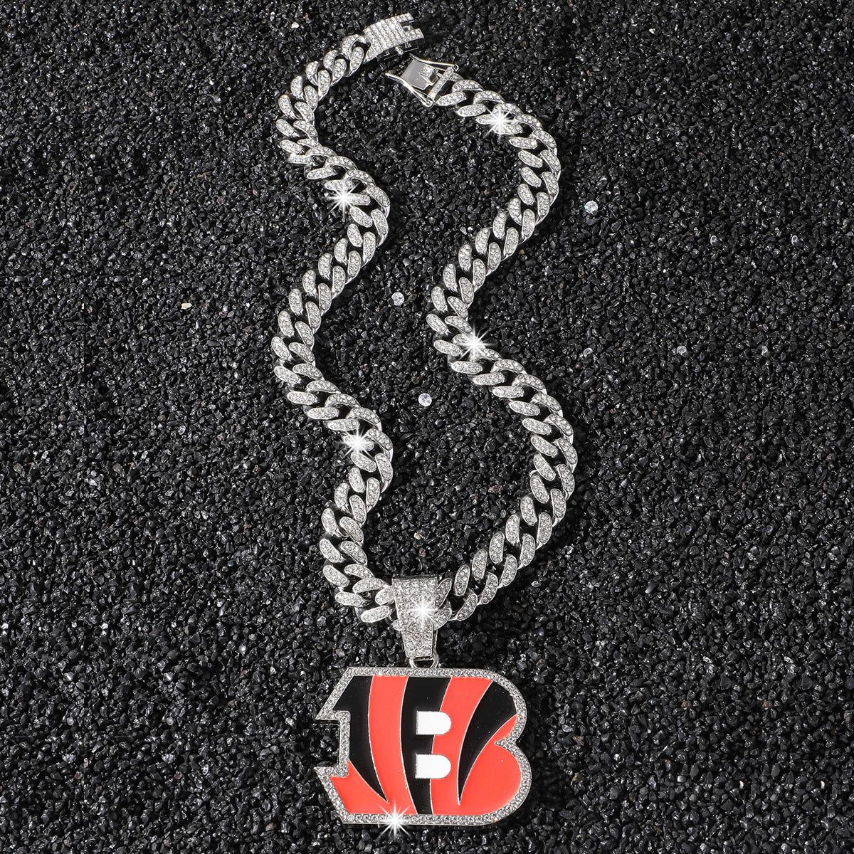 Cincinnati Bengals Logo Hip-Hop Cuba Chain Pendant Necklace - Trendy Brand for Men and Women, Cuban Necklace, Football Fan, Team Logo Hip-Hop Cuba Chain Pendant Necklace, Trendy Brand for Football Fans